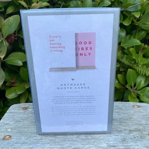 🎄West Emory Day Maker Quote Cards w/Stand NWOT - Picture 2 of 8